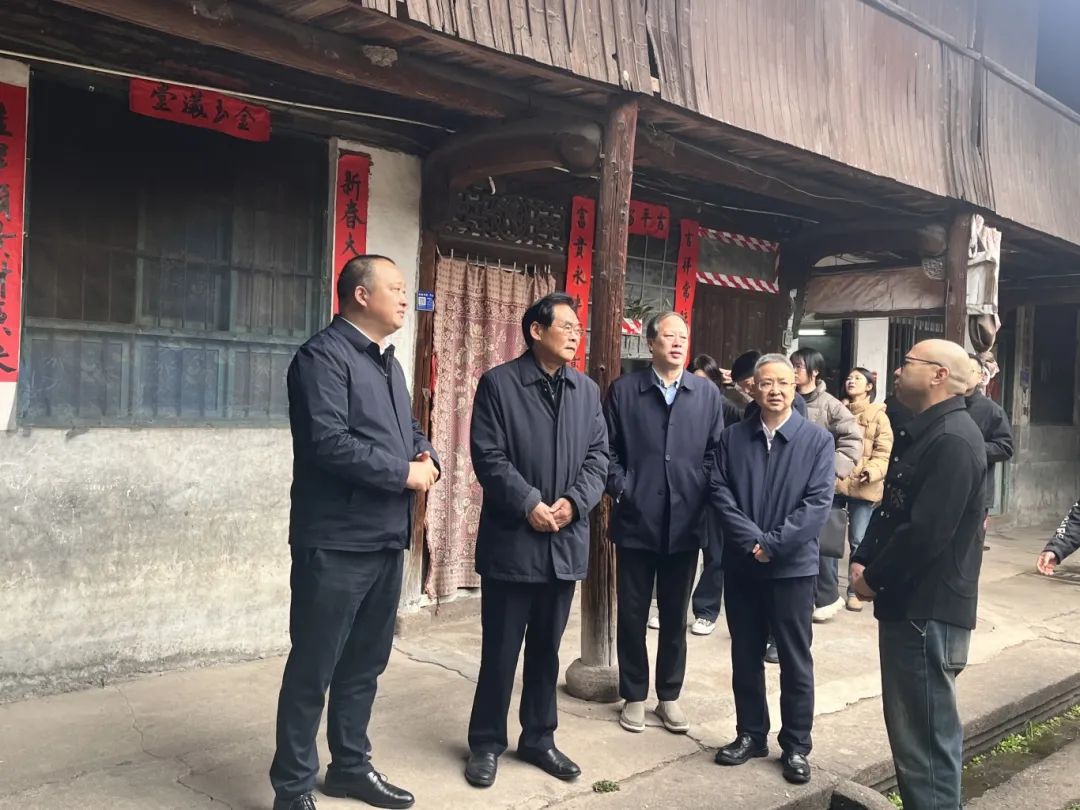 金華市政協(xié)副主席胡錦全來永調(diào)研胡鳳丹父子與《金華叢書》研究工作